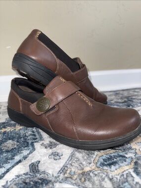 Abeo Shoes Women's 9.5 Smart System Brown Leather Slip-On Walking Comfort 3540
